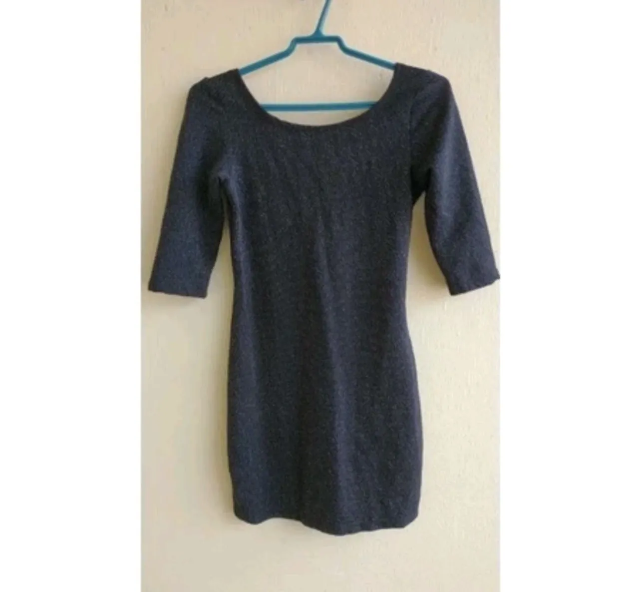 Vestido Manga 3/4 preto brilhante P