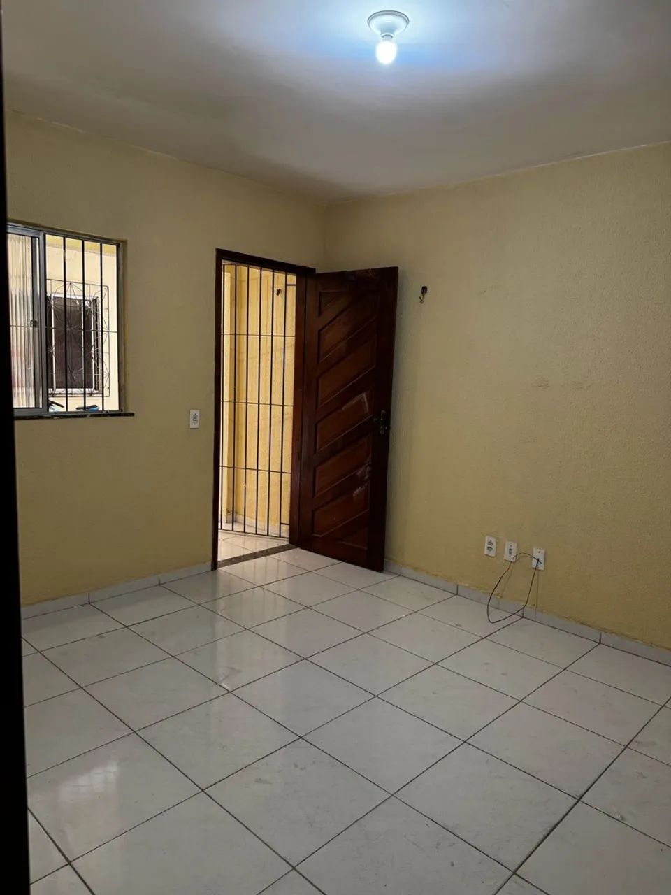 Aluga-se casa em frente ao atacadao lag Itaperi - Foto 4