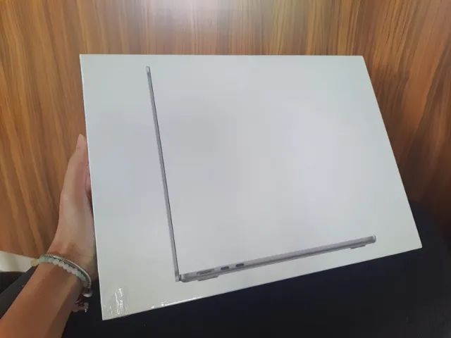 Macbook Air M3 15' 8GB 512GB lacrado