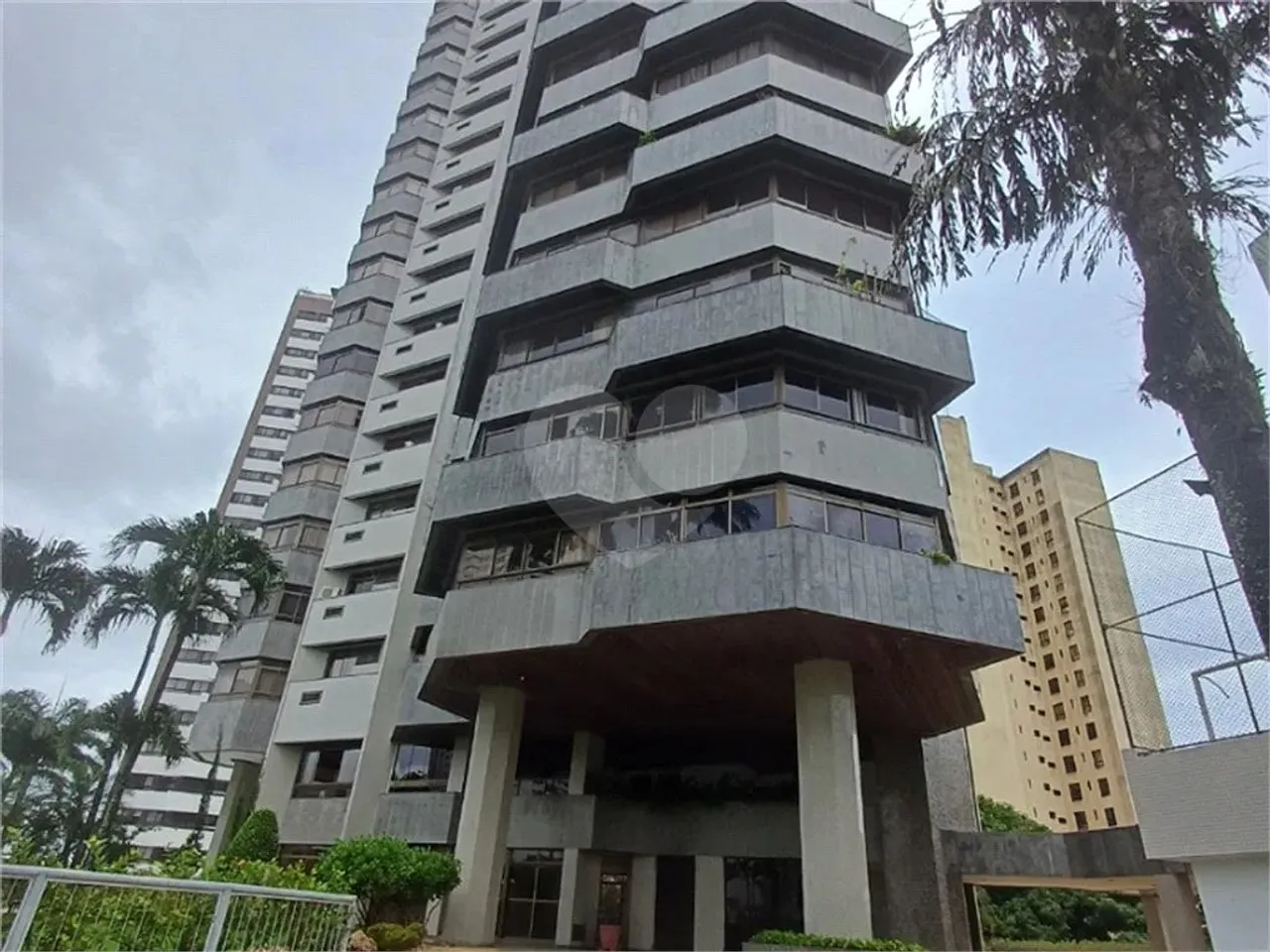 Apartamento com 6 quartos à venda em Horto Florestal - BA