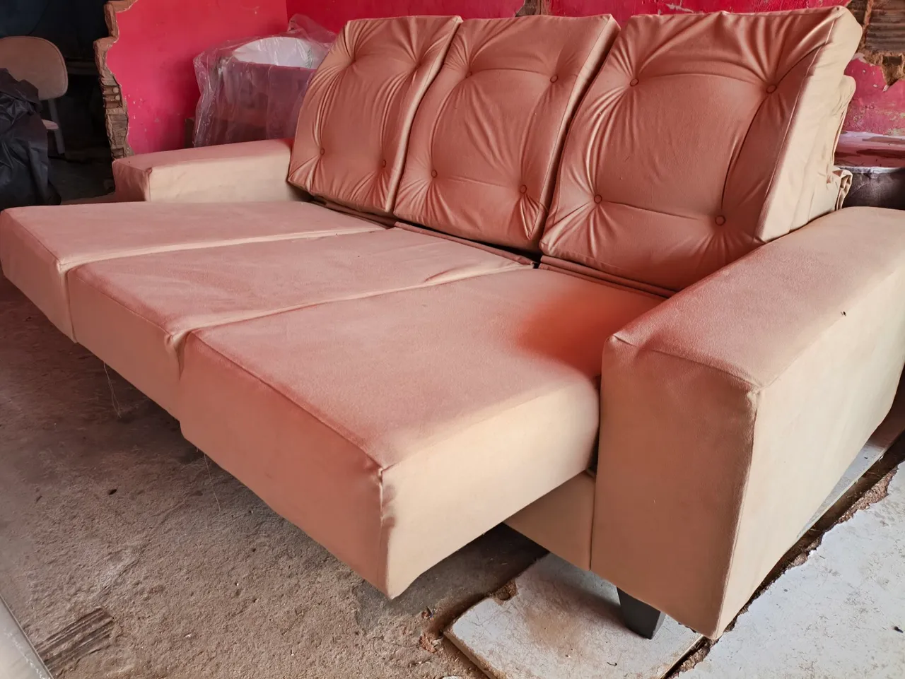 Sofá Retrátil 3 Lugares Bege