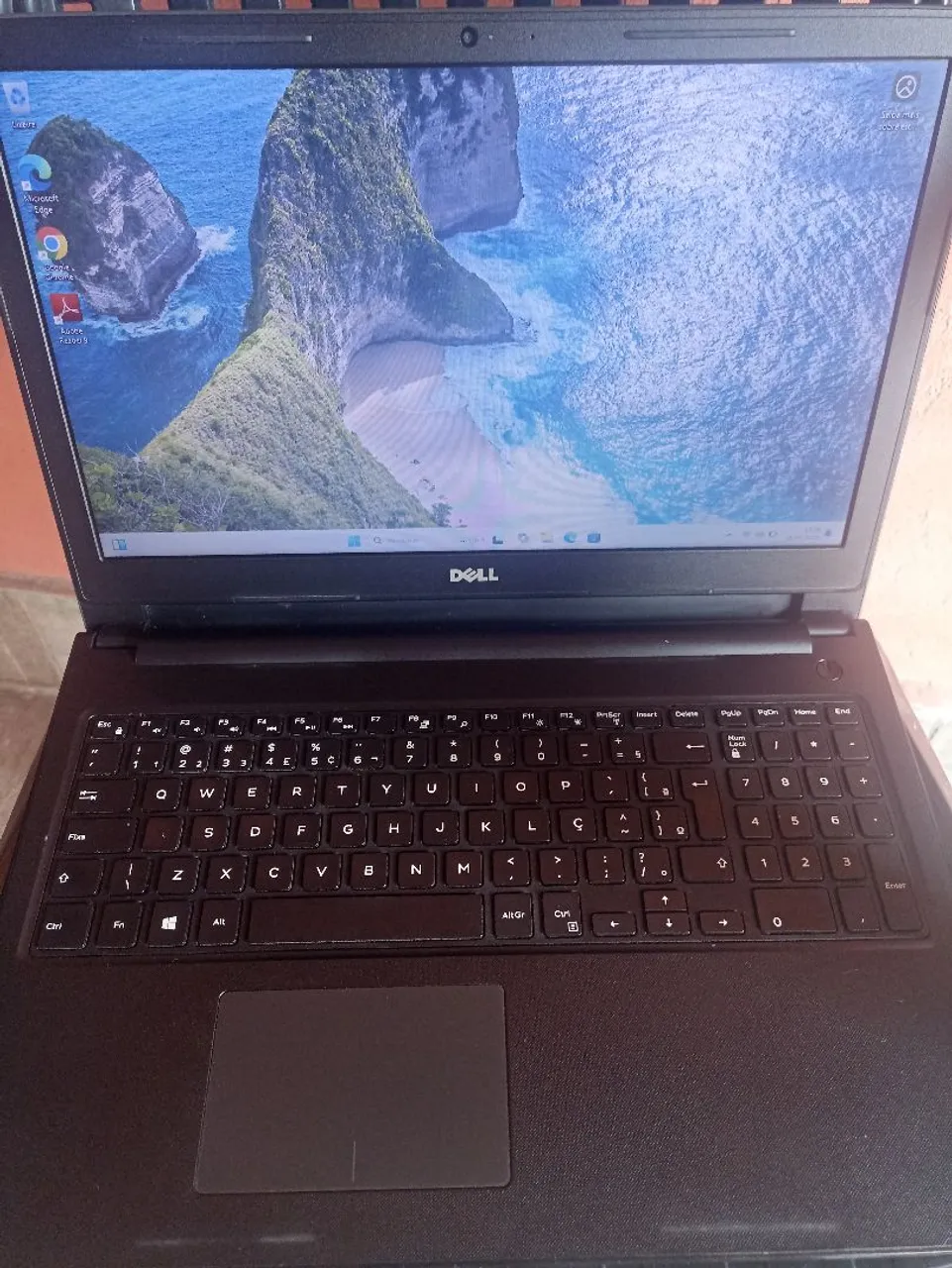Notebook Dell Core i5 8°Gth / SSD 256GB/ 12GB/ Placa de vídeo dedicada 2Gb
