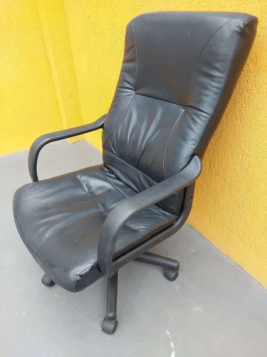 Cadeira de Escritório Giratória encosto alto  - Foto 3