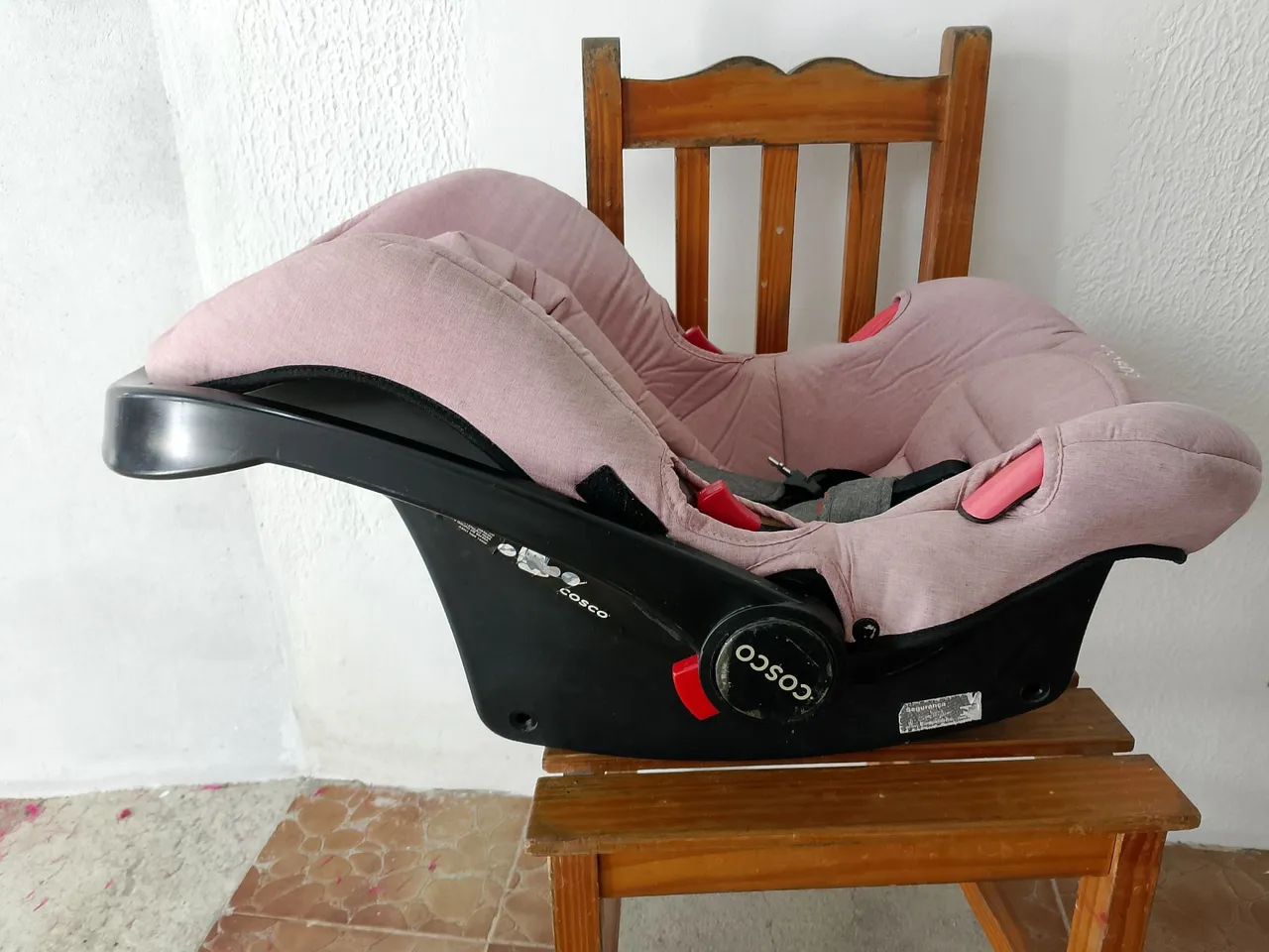 Cadeira para Bebê - Rosa // Carrinho de Bebê