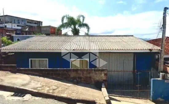 02 Casas à Venda no mesmo terreno em Serraria, São José/SC