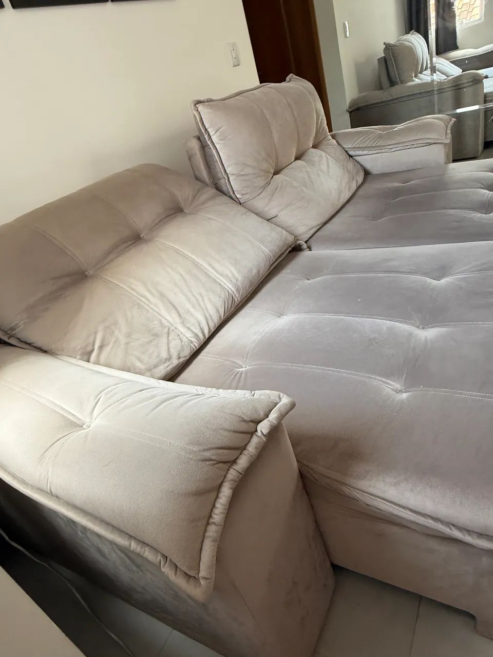 Retractable and Reclining Sofa64840824016131123