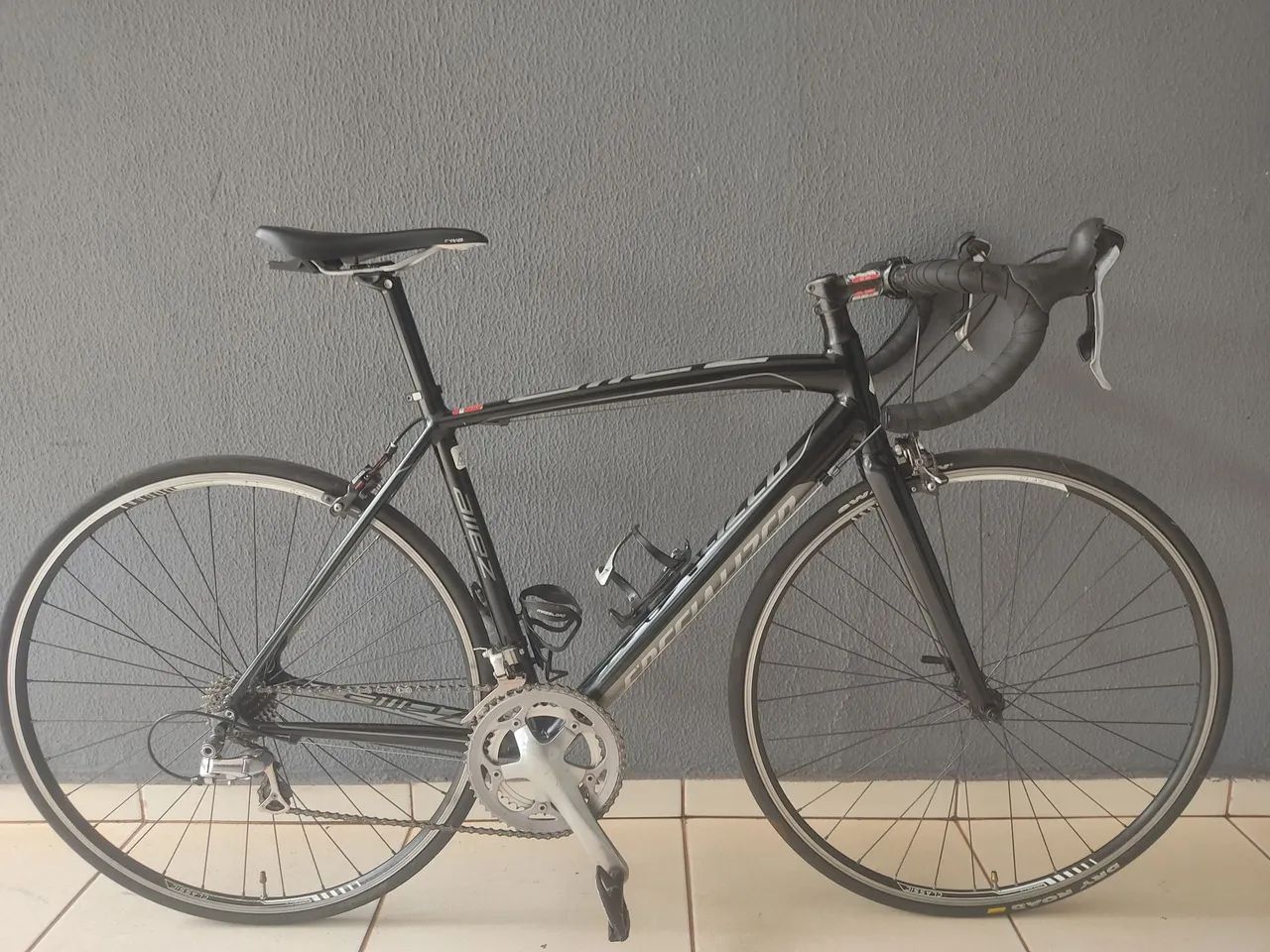 Bicicleta Specialized Allez E5 Tam 54  - Foto 4
