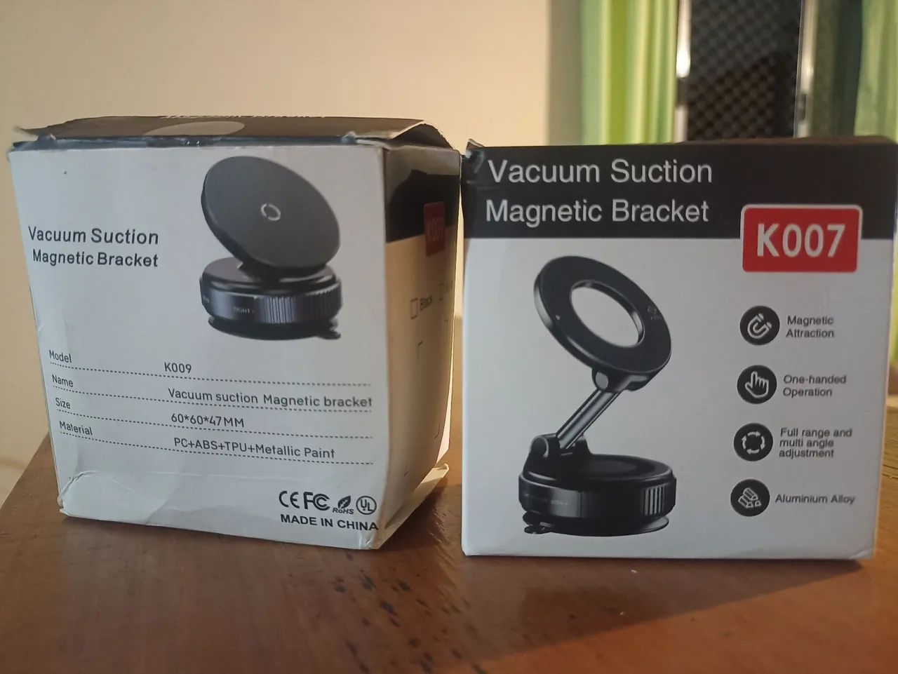 2 Suportes veicular magnético a vácuo.