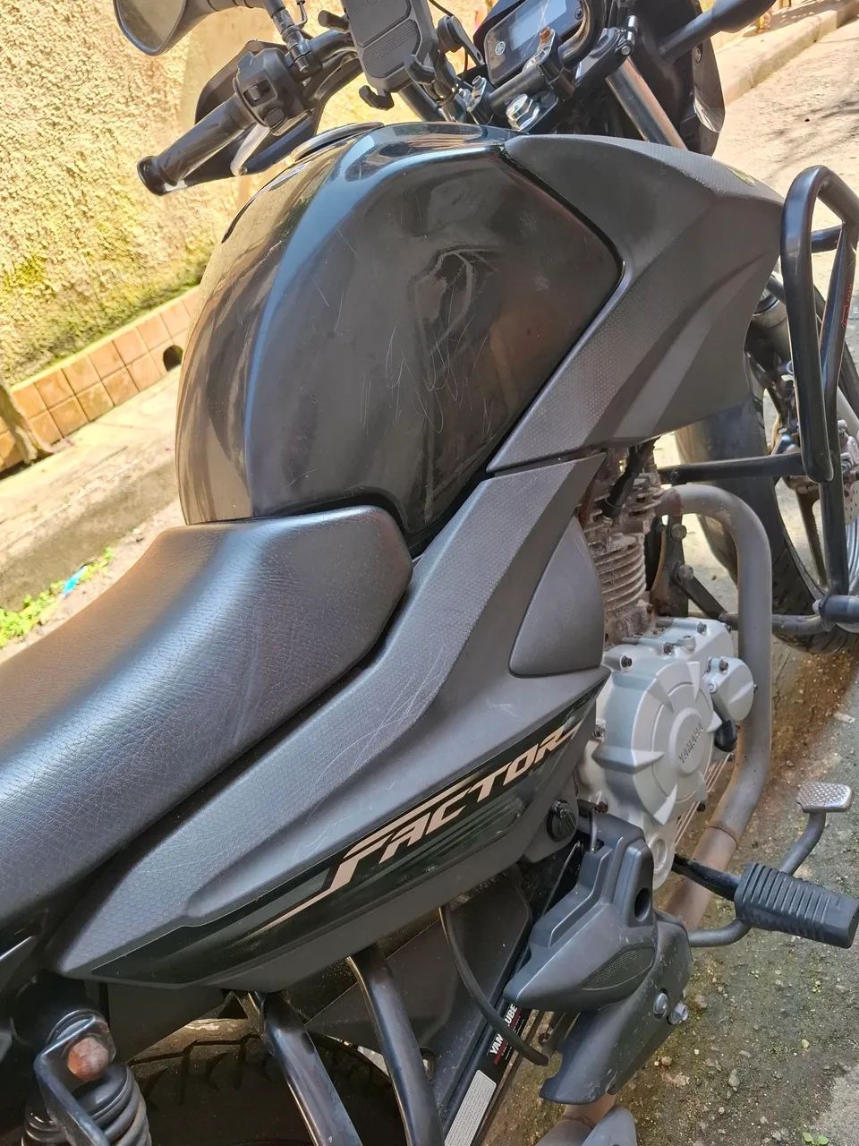 Factor 125i 2021  - Foto 4