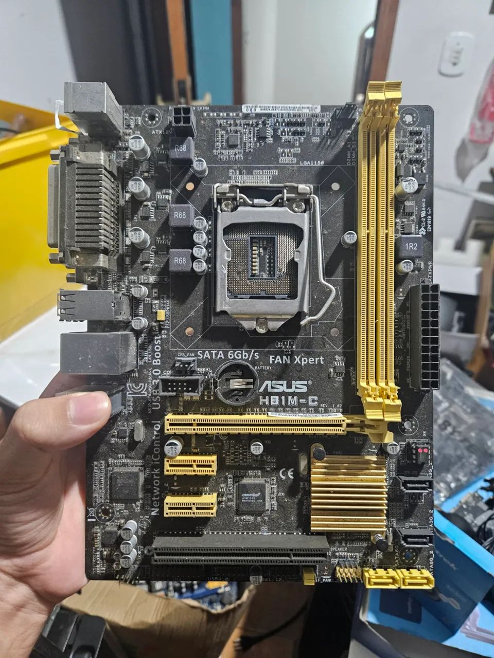 Placa mãe retirada de peças - Peças de Hardware - Piratininga