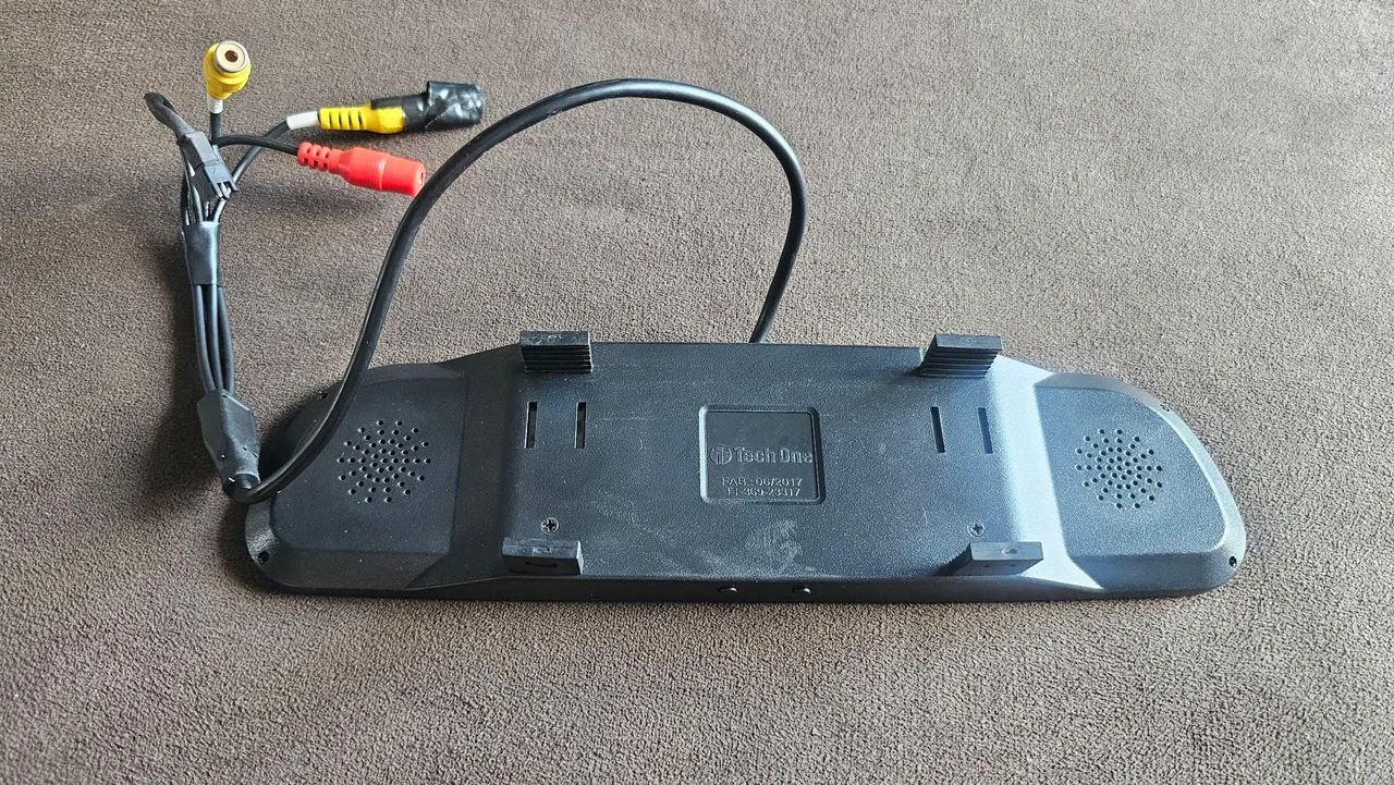 Vende-se retrovisor com visão e guia pra ré - Foto 2