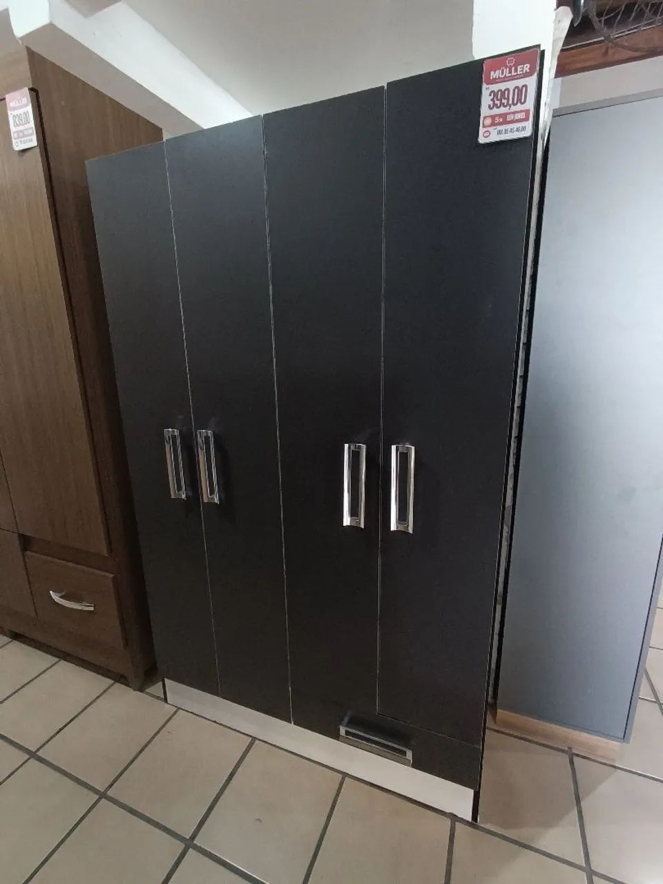 Guarda roupa de 4 Portas 