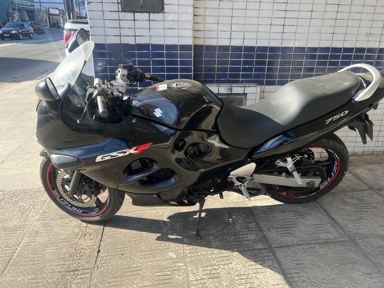 Suzuki GSX 750F