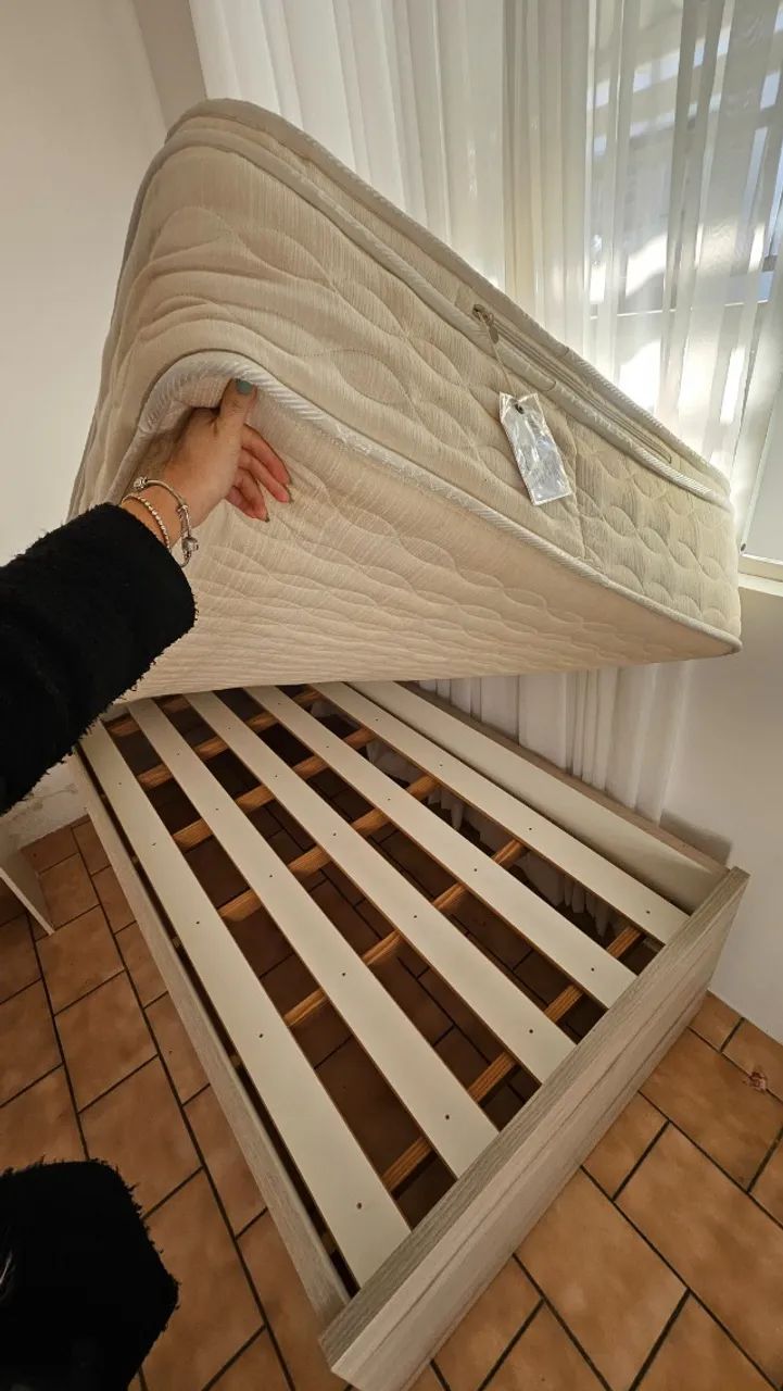 Cama de solteiro com colchão - Foto 2