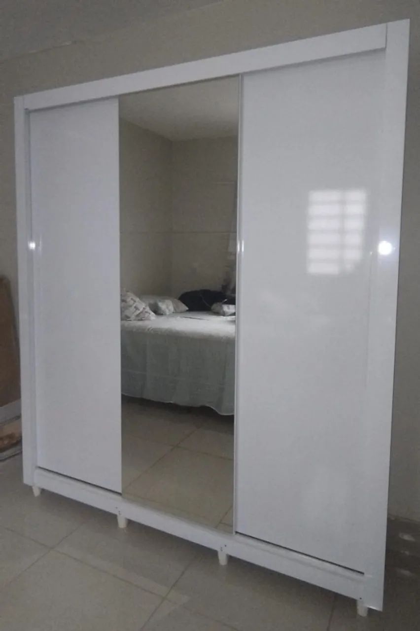 Guarda Roupa de Casal com Espelho Microlar - Já  Entrega e Monta
