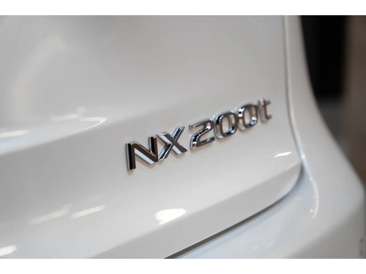 Lexus NX-200t F-sport 2.0 16V 238cv Aut., foto 11 de 20