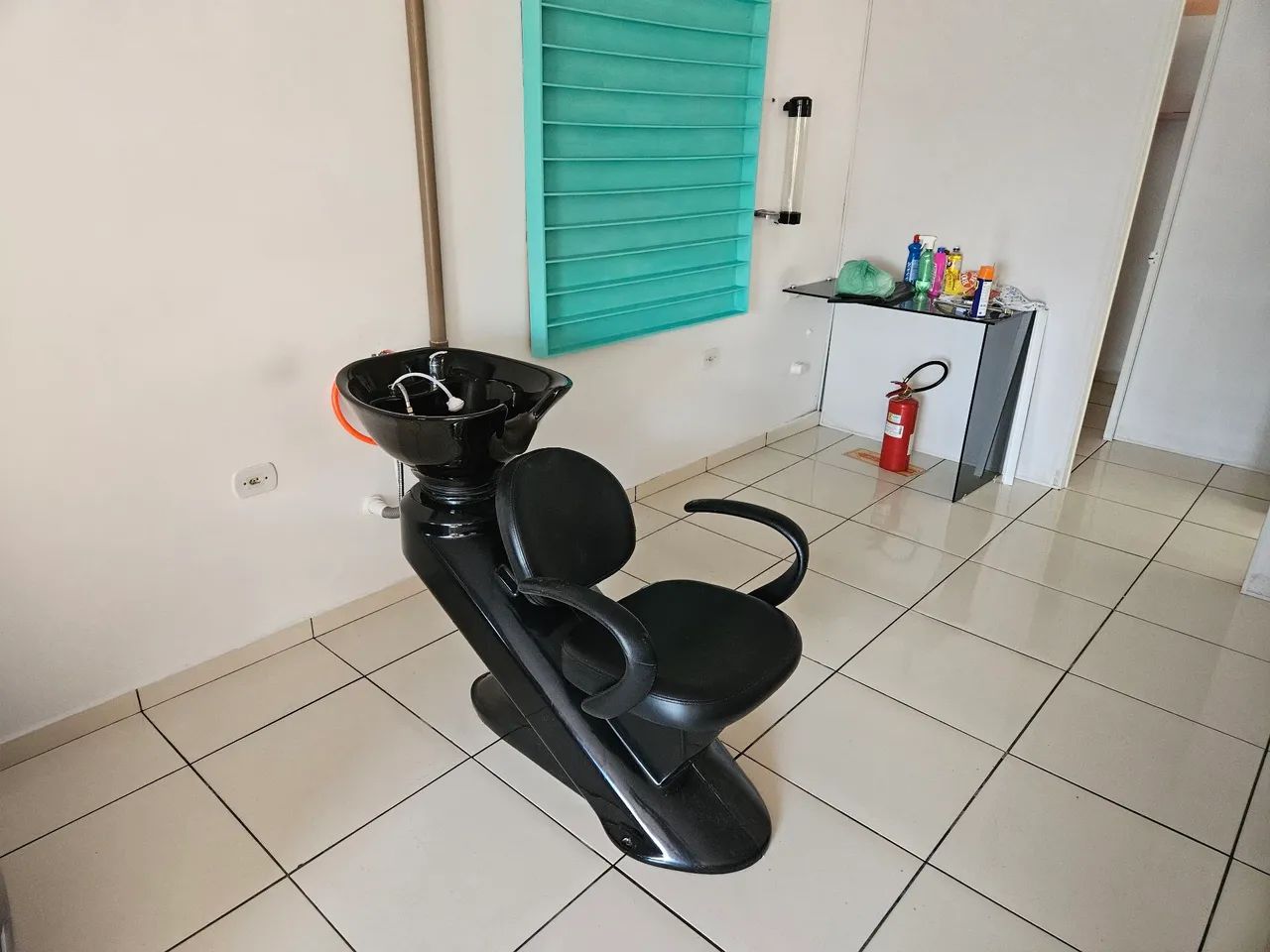 Vendo móveis salão de beleza.  - Foto 2