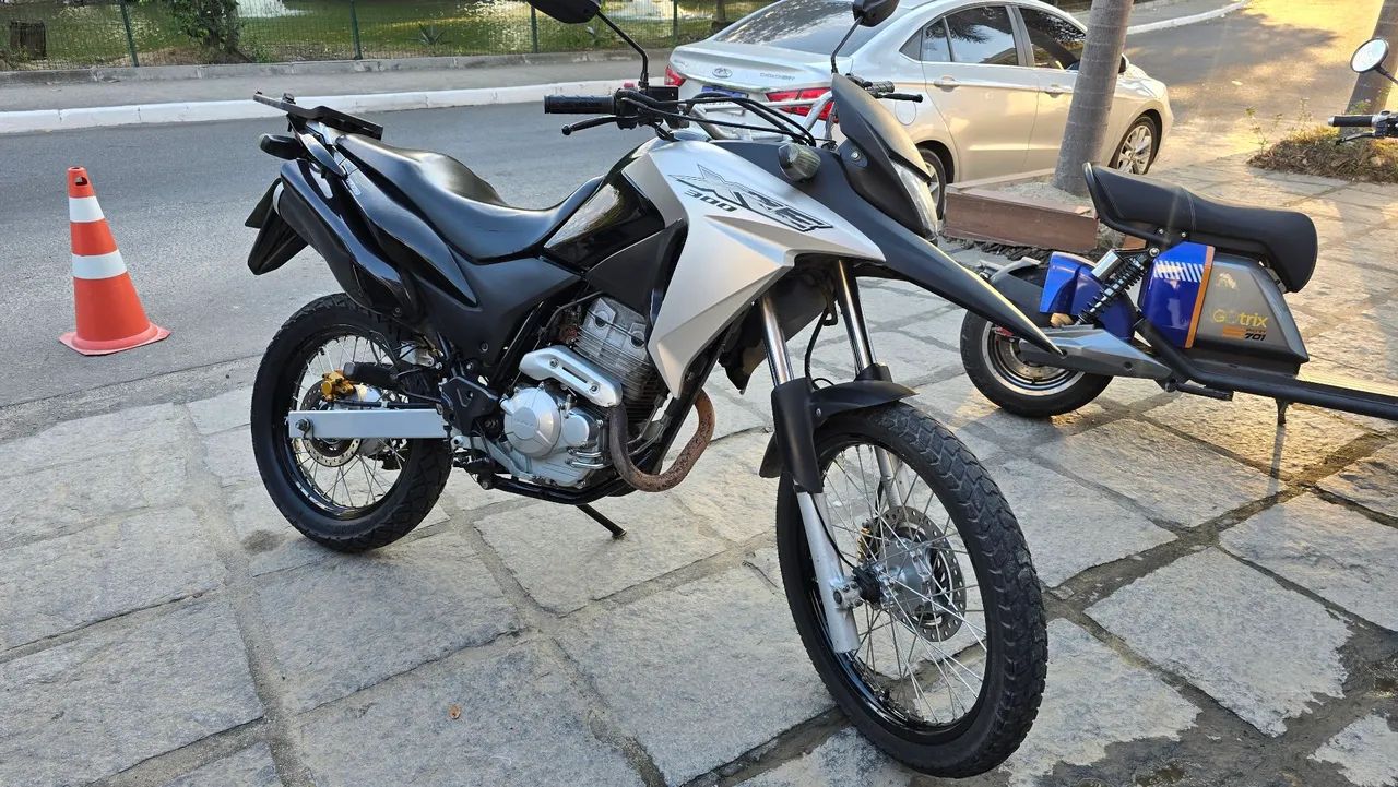 XRE 300 Abs Flex super nova