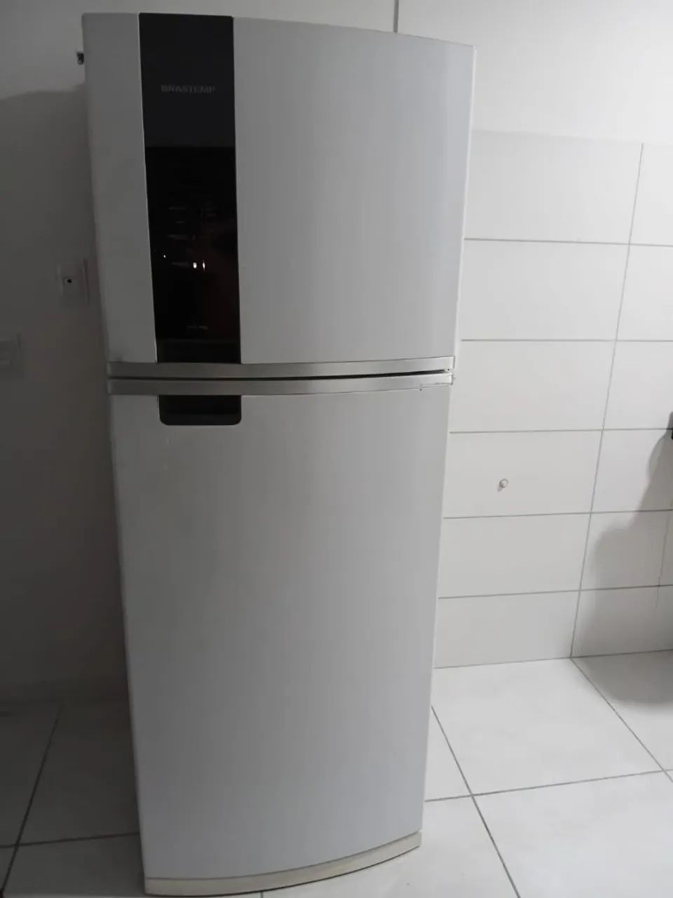 Brastemp Inverse Frost Free BRE57 ? cerca de 443L/447L.