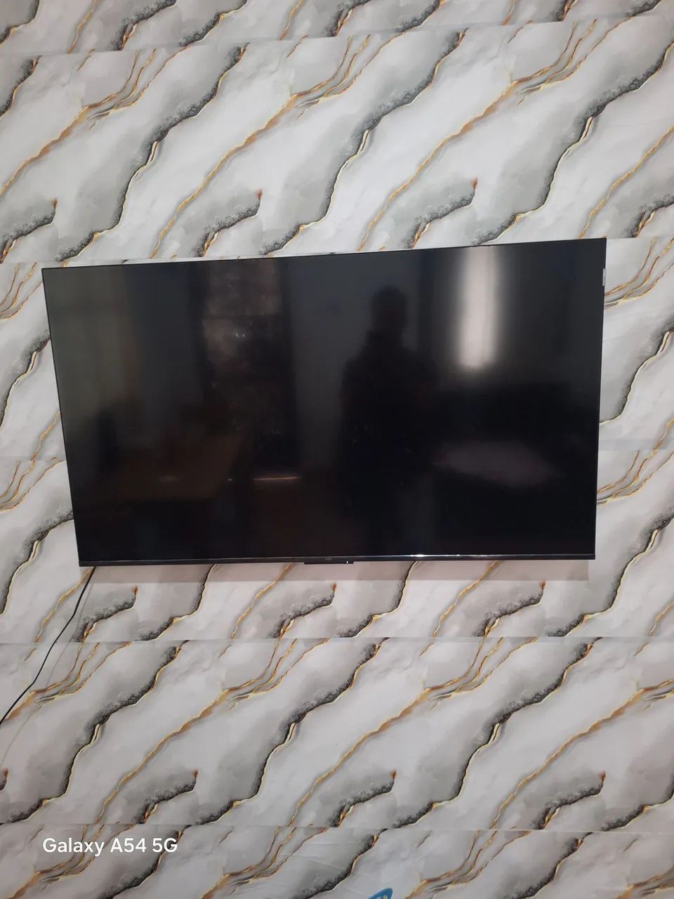 Tv tlc qled 50 polegadas 1 mes d uso - Foto 2