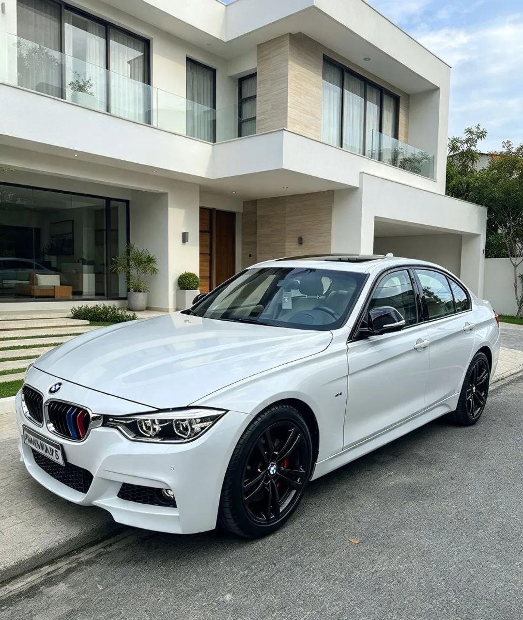 BMW 320I A 2.0 TB M Sport Activeflex 16V 4P 2016 2016