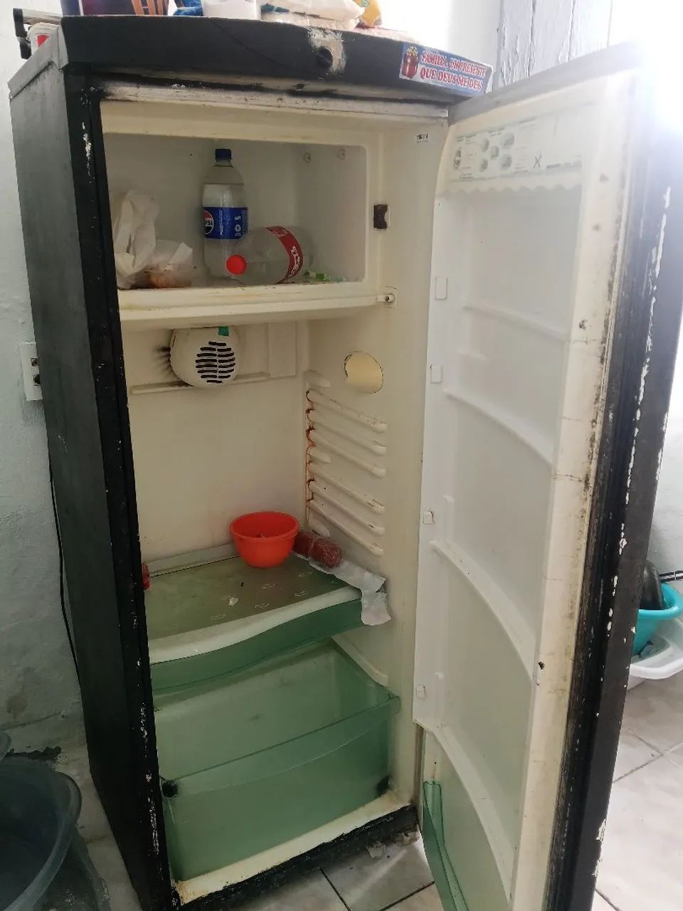 VENDO GELADEIRA 140 - Foto 4
