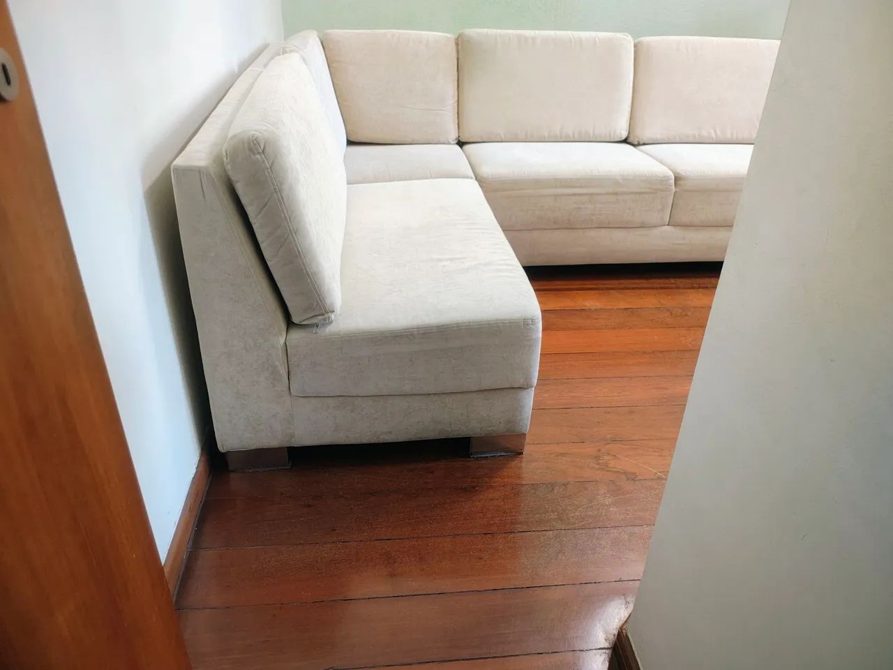 Sofá de canto bege