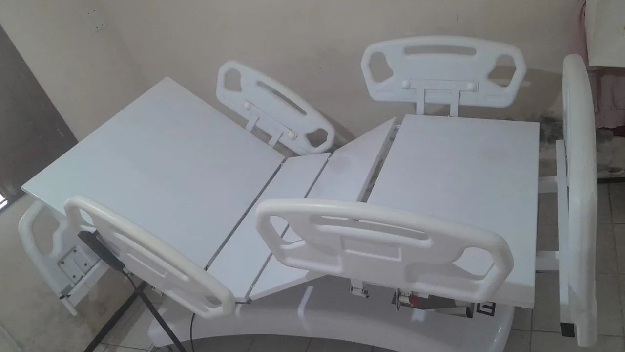 Cama hospitalar elétrica com colchão  - Foto 5