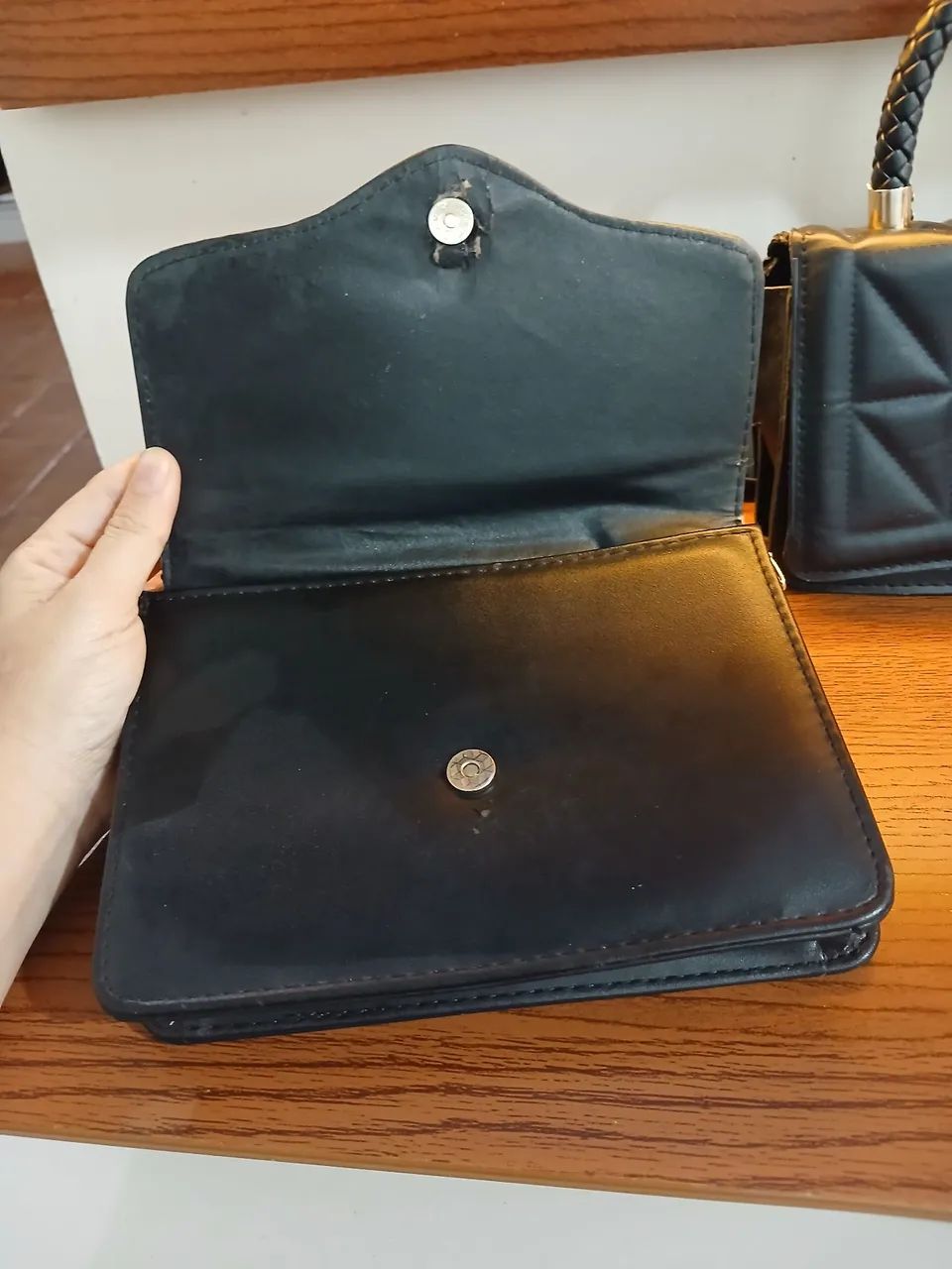 Bolsas conservadas,  acompanha 2 alças  - Foto 2