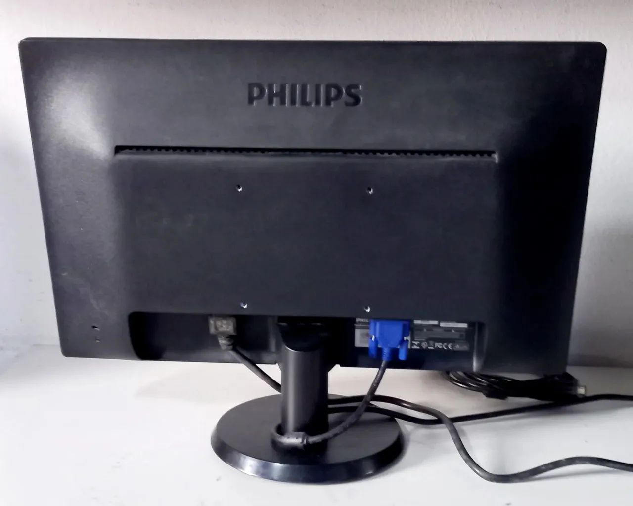 MONITOR PHILIPS 193V5L  - Foto 4