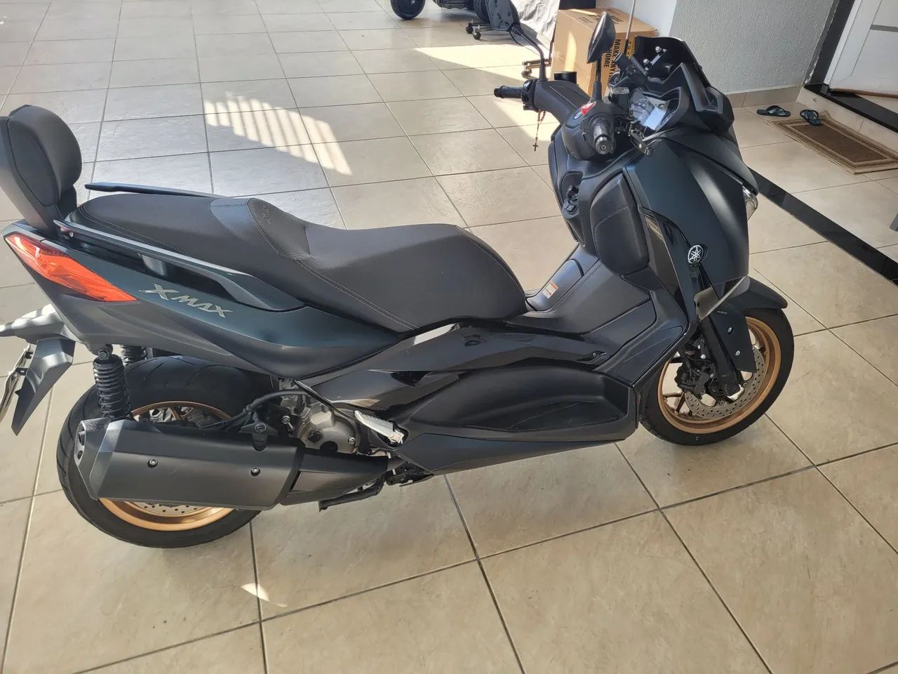 Xmax 250  - Foto 3