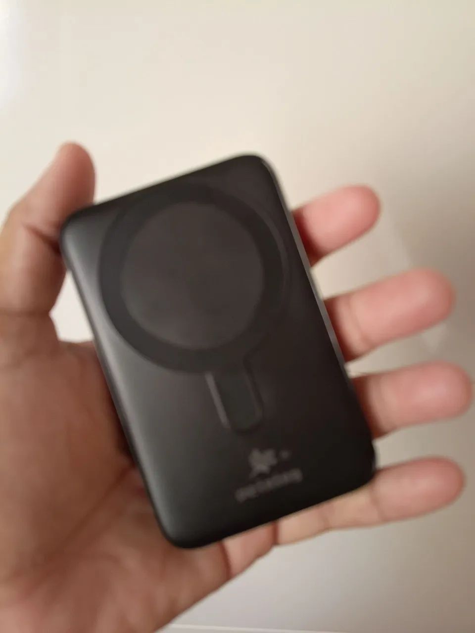 Carregador Portátil 10000mAh com indução e cabos - Foto 4