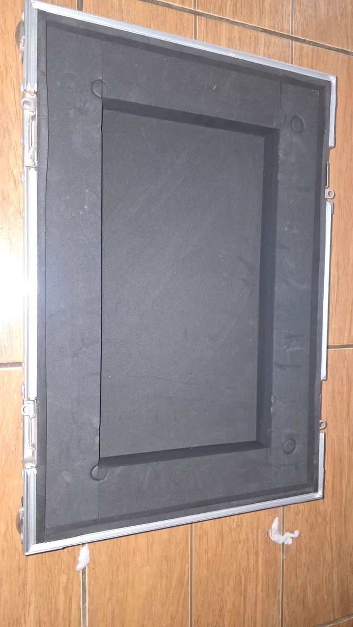 Hard case para mesa de som até 16 canais - Foto 2