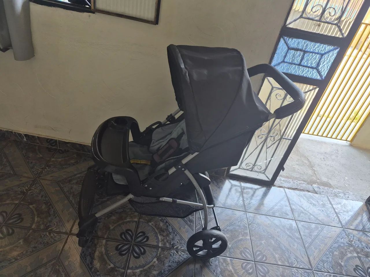 Vendo carrinho de bebê  - Foto 2