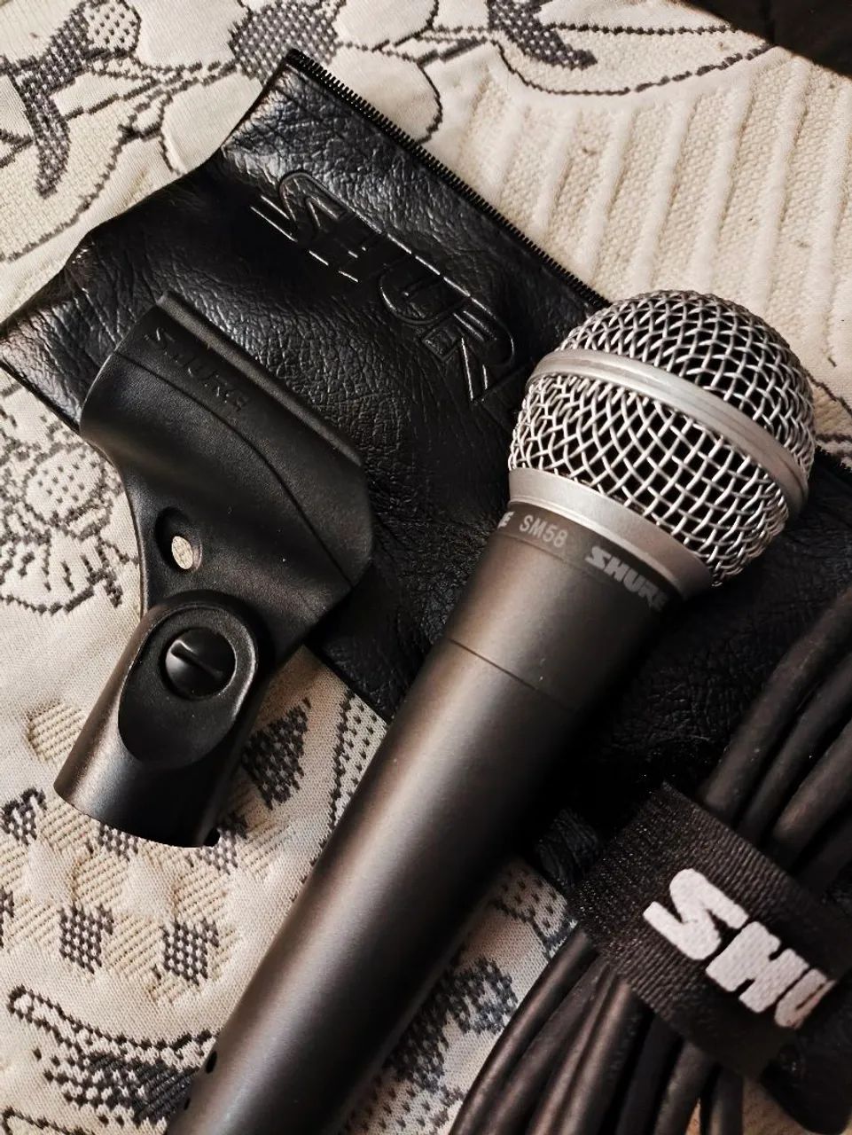 Microfone Shure Sm 58 - Original em Perfeito Estado! - Foto 2