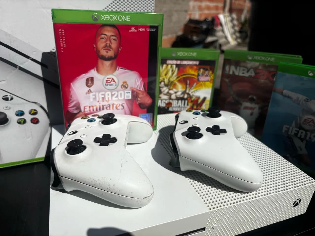 XBOX ONE S 1 TERABYTE - Foto 2
