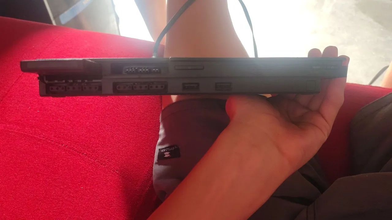PS2 (com defeito) pra retirada de peça e leitor original - Foto 5