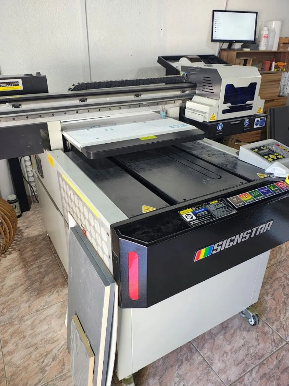 Impressora UV Signstar