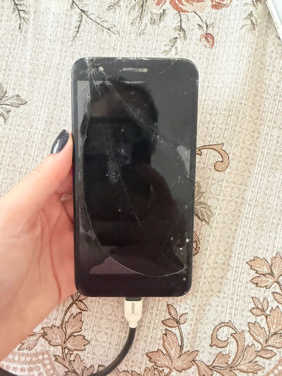 Celular quebrado 