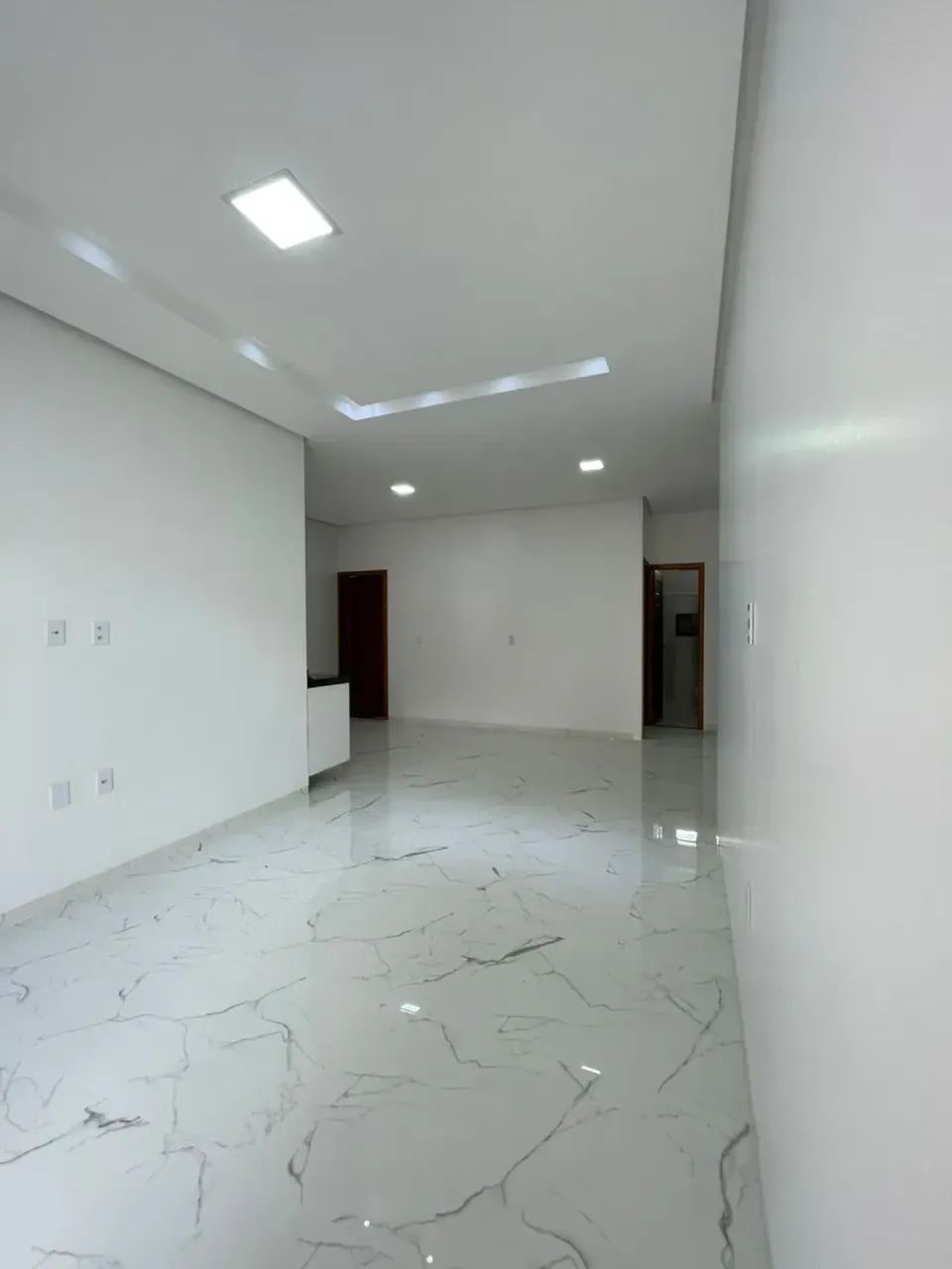VENDA DE CASA COM PISCINA - Foto 2