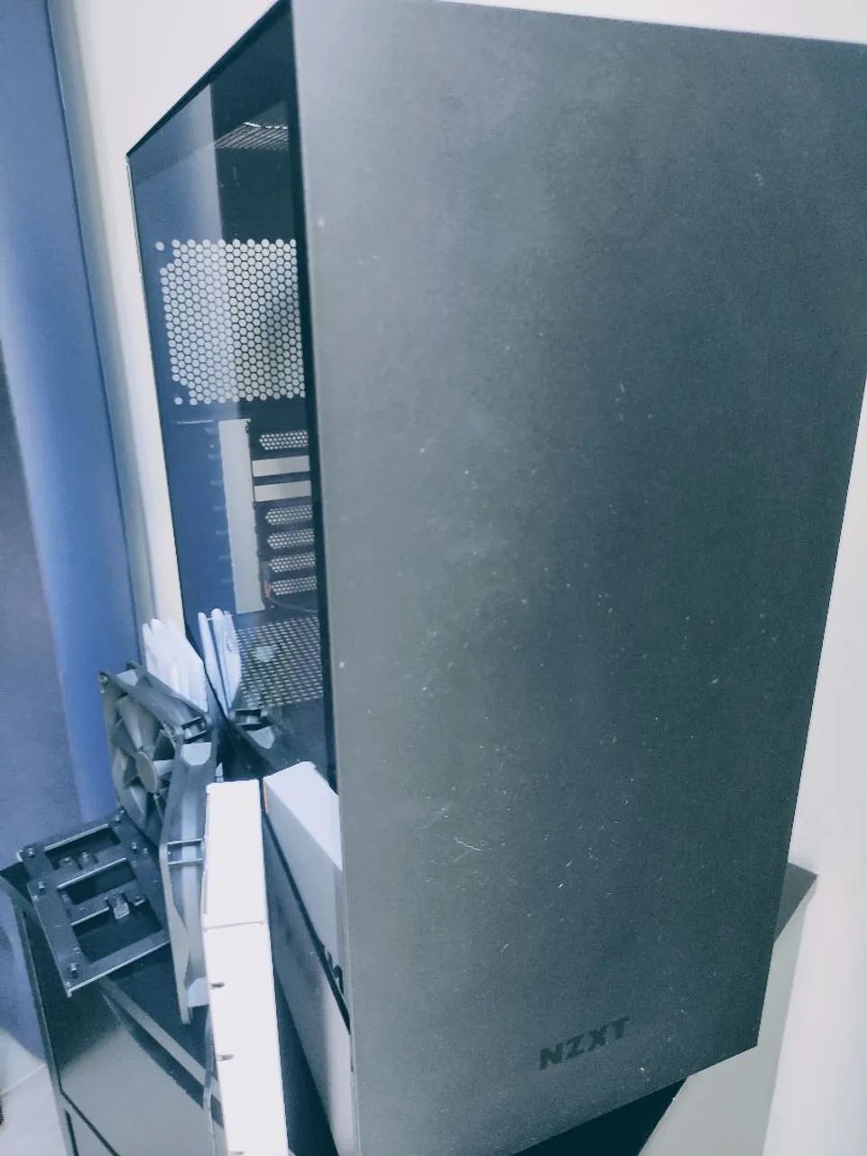 Gabinete NZXT H510 Preto Mid Tower com Vidro - Foto 4