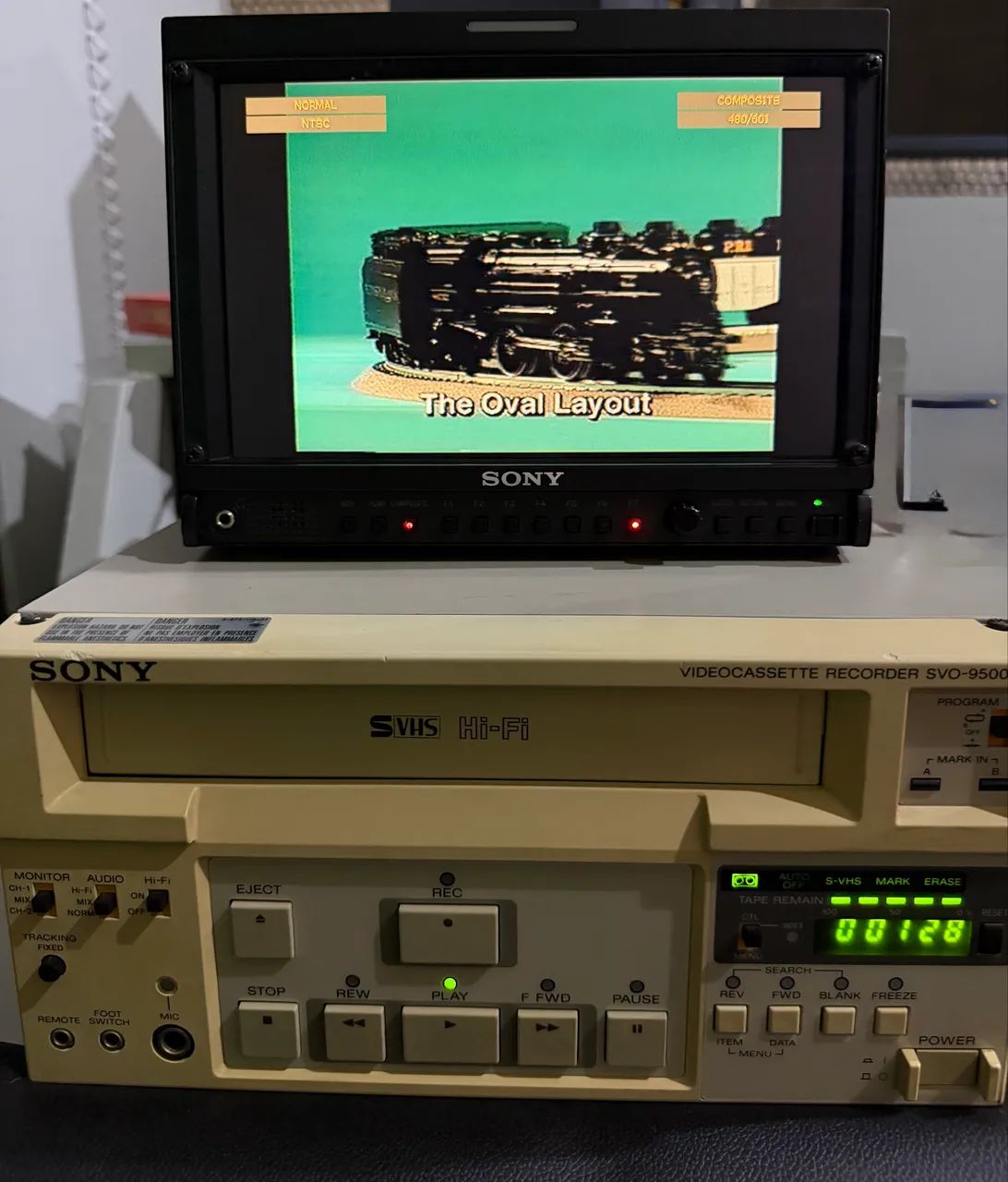 SONY SVO-9500MD/SVM ビデオカセットレコーダー Videocassete Sony SVO-9500MD S-VHS Profissional NTSC + Remote