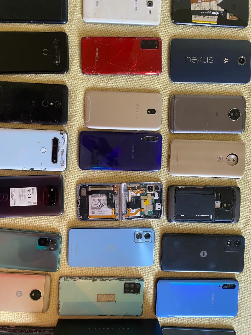 Lote de celulares para conserto ou peças  - Foto 4