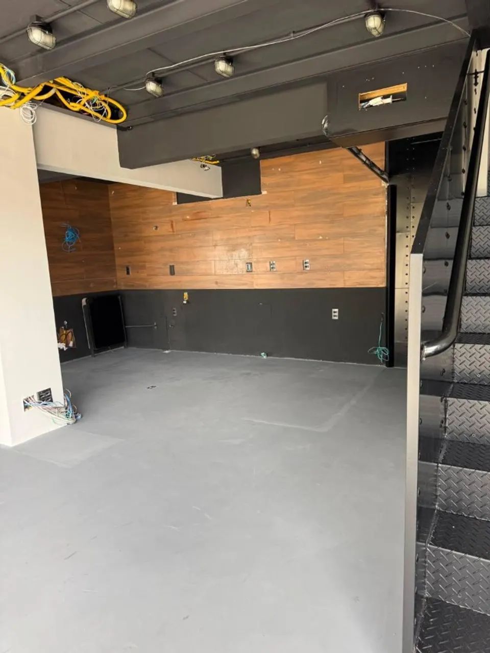 Sala Comercial à Venda em Florianópolis - Campeche - Foto 3