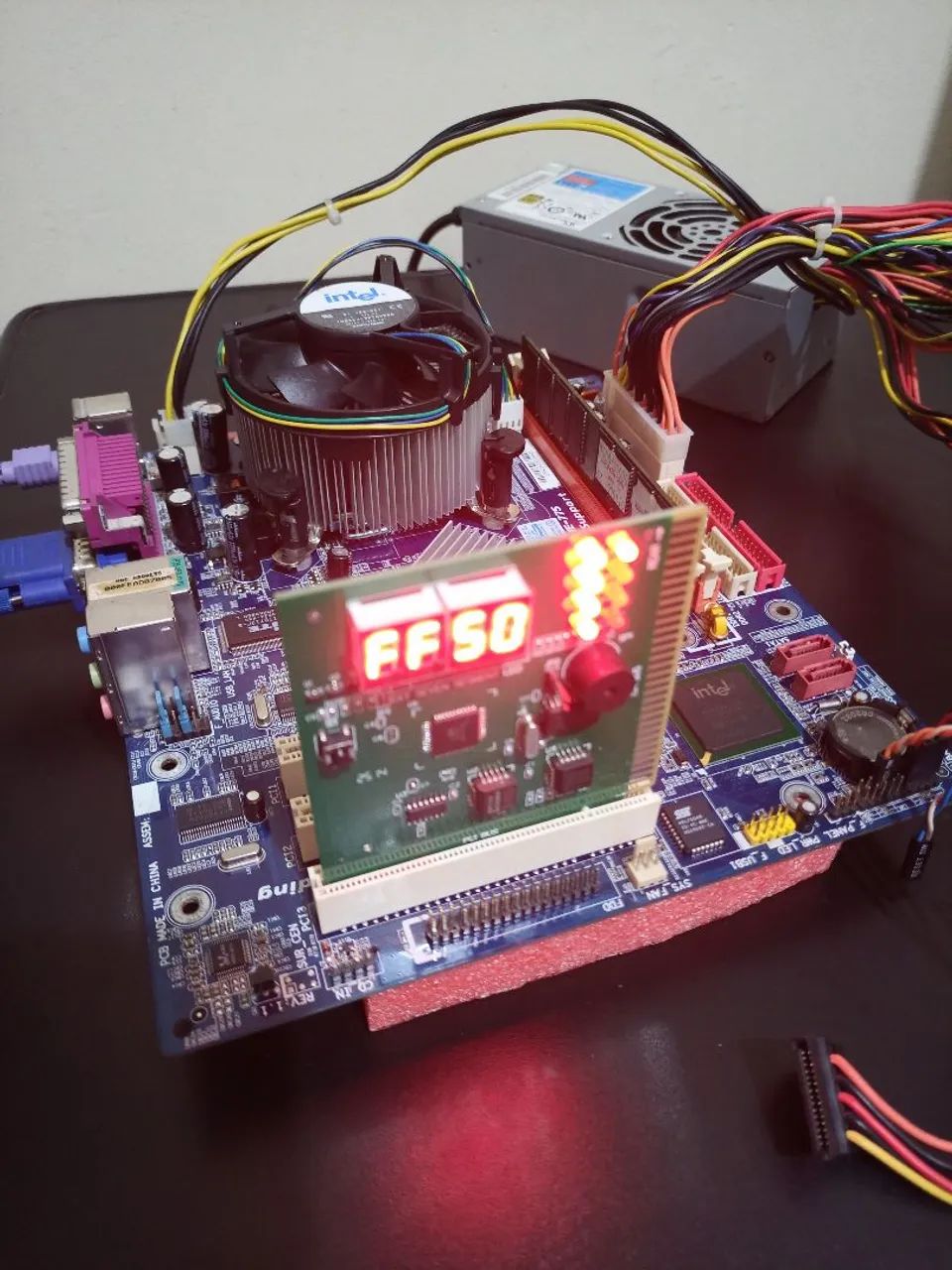 Lote 3 placas mãe gigabyte com detalhes  - Foto 4