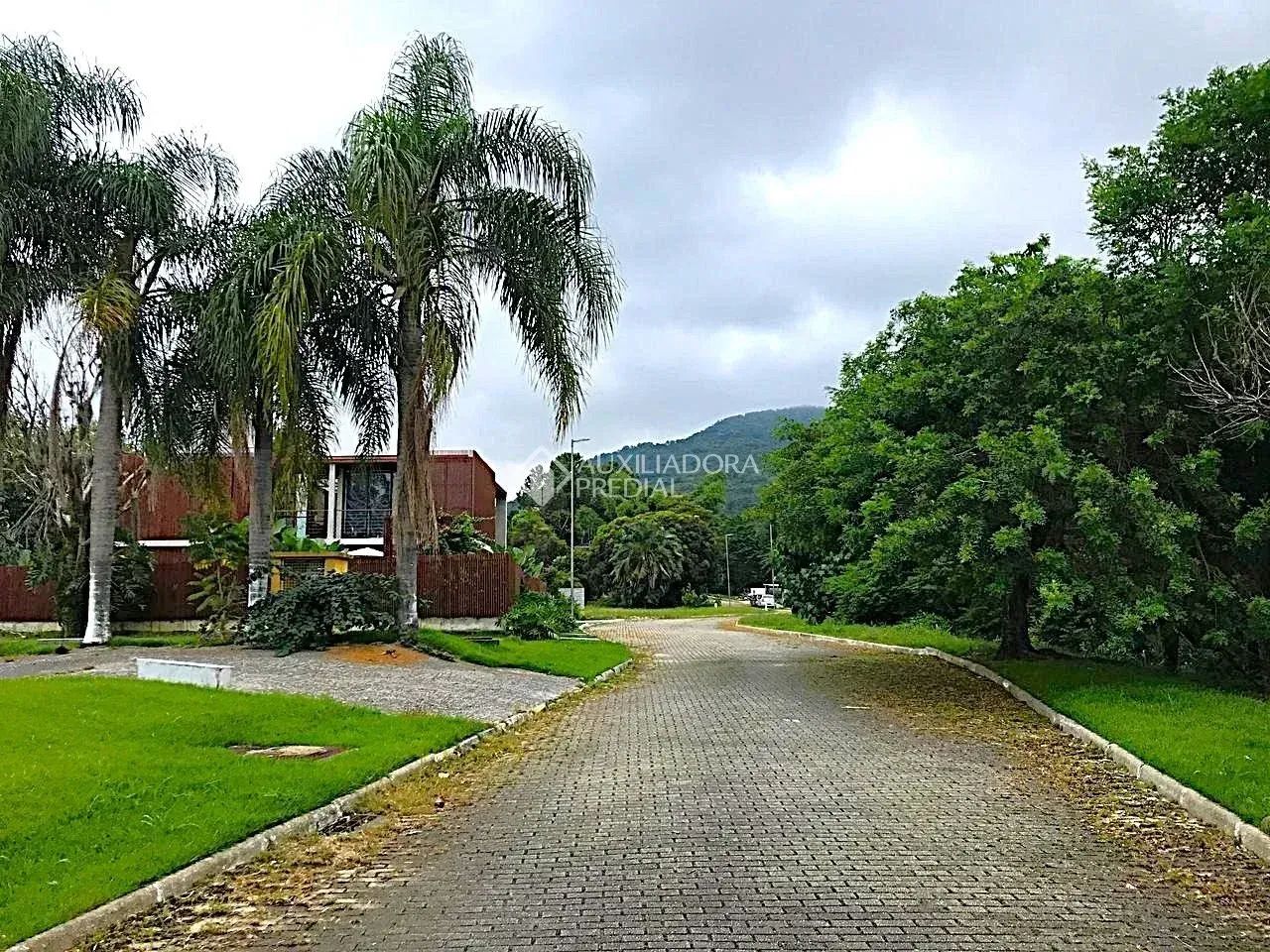 Terreno em Condomínio 454m² à venda em Ratones, Florianópolis.