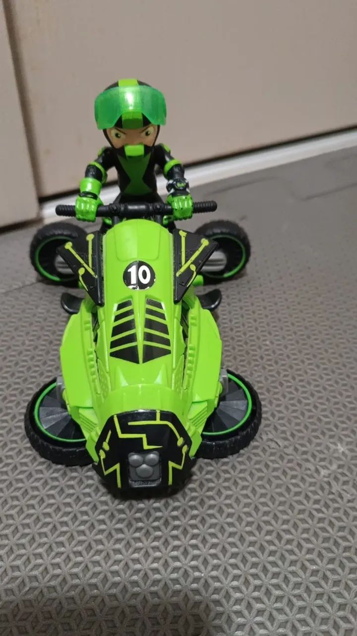 Ben 10 Veículo Quadriciclo com Boneco Original - Foto 5