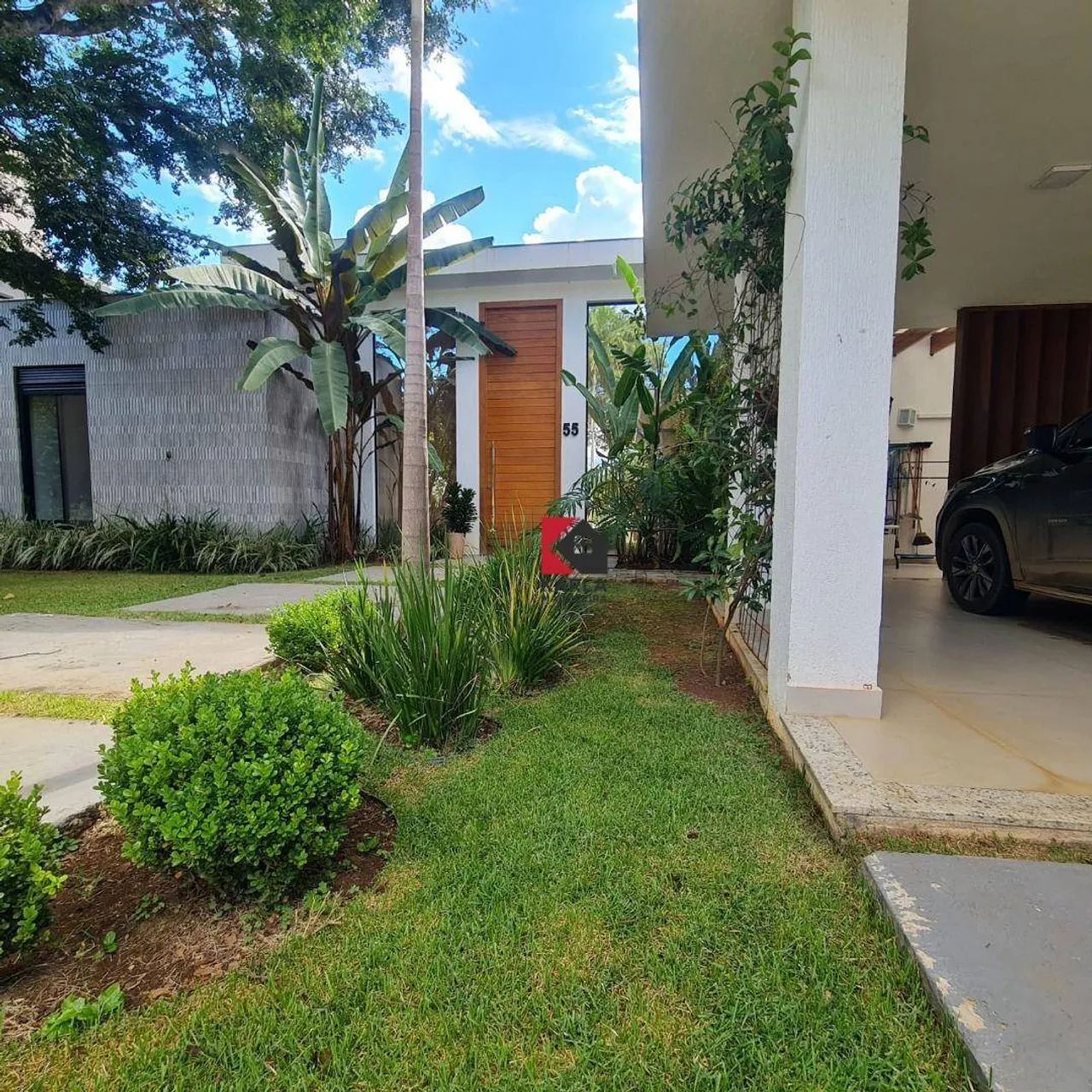 CASA DE 04 QUARTOS, SENDO 04 SUÍTE E PISCINA EM CONDOMÍNIO!! - Foto 5