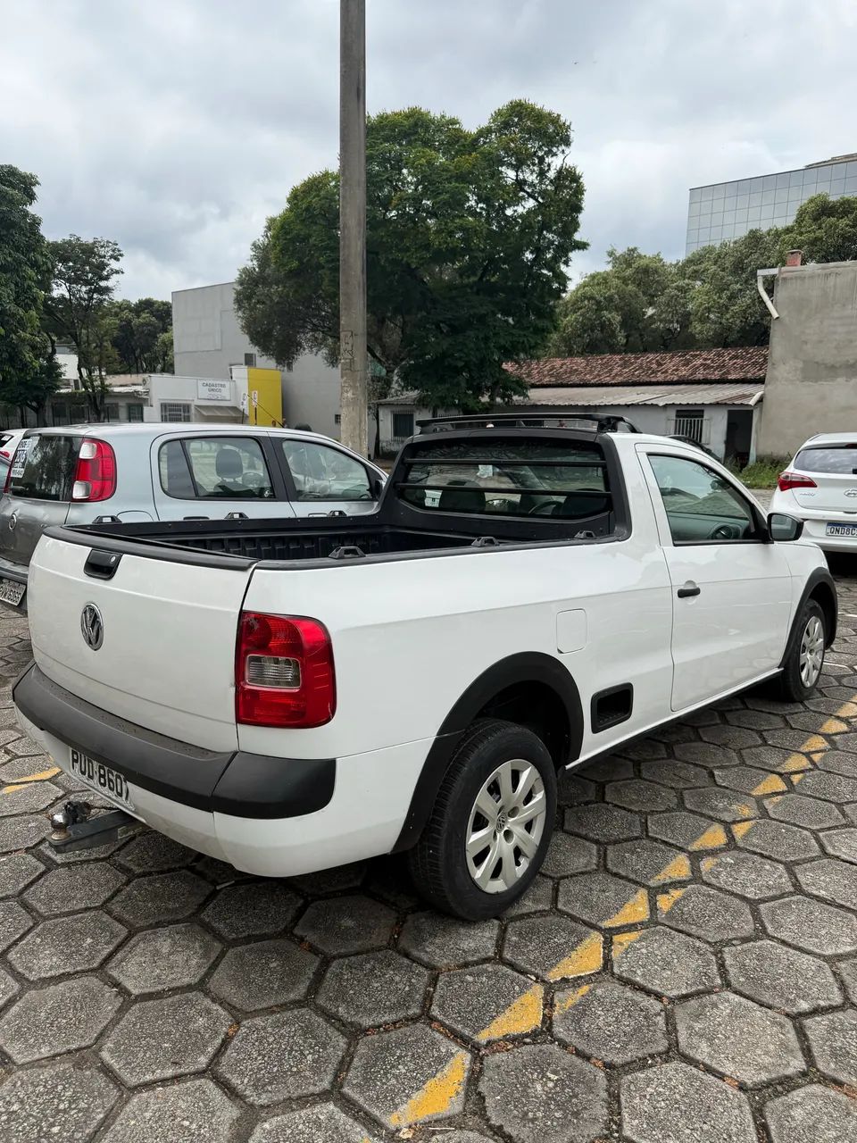 Volkswagen Saveiro Saveiro Trendline 1.6 T.Flex 8V 2015