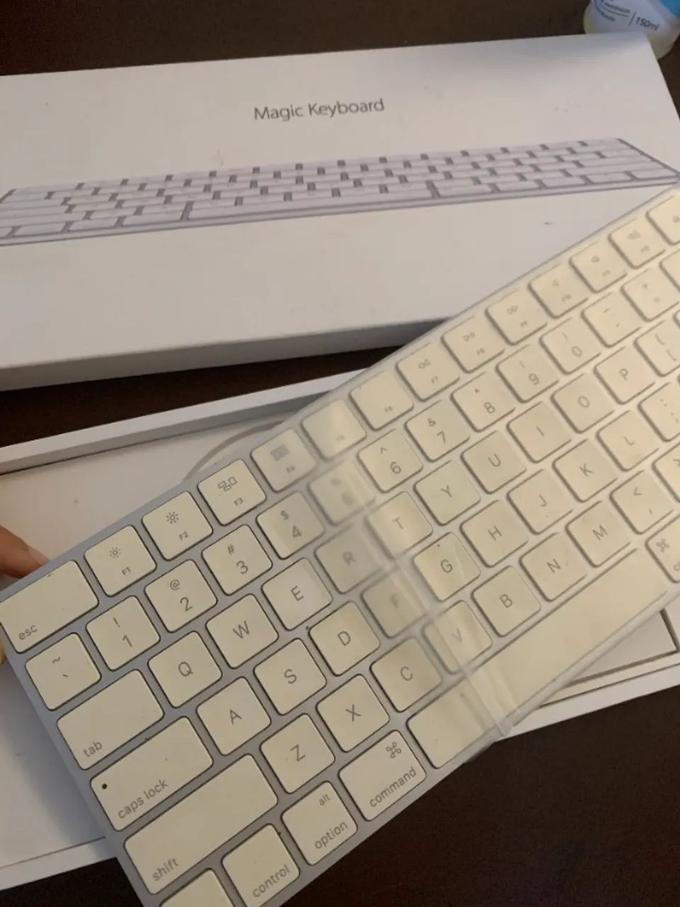Magic Keyboard 2 - Apple